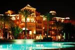 Hotel Grand Resort by night